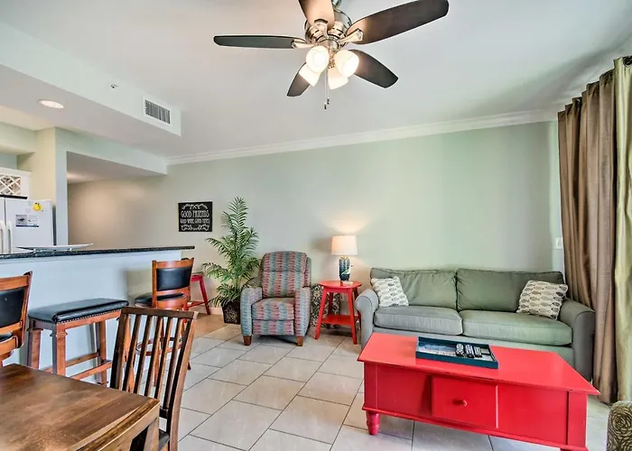 Gulf Shores Condo With Pool View Walk To Beach!