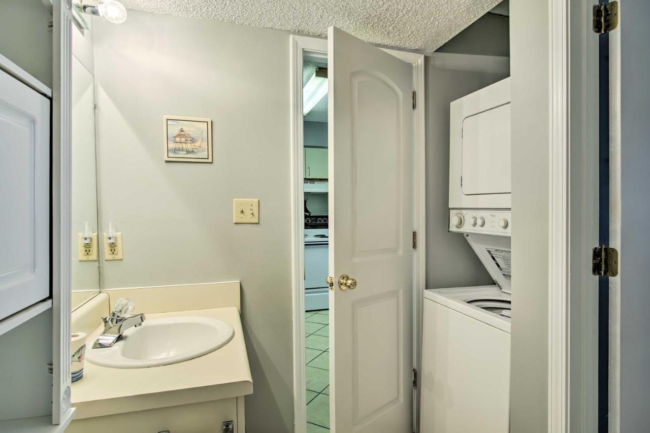 Apartment With Pool Access Steps To Beach!